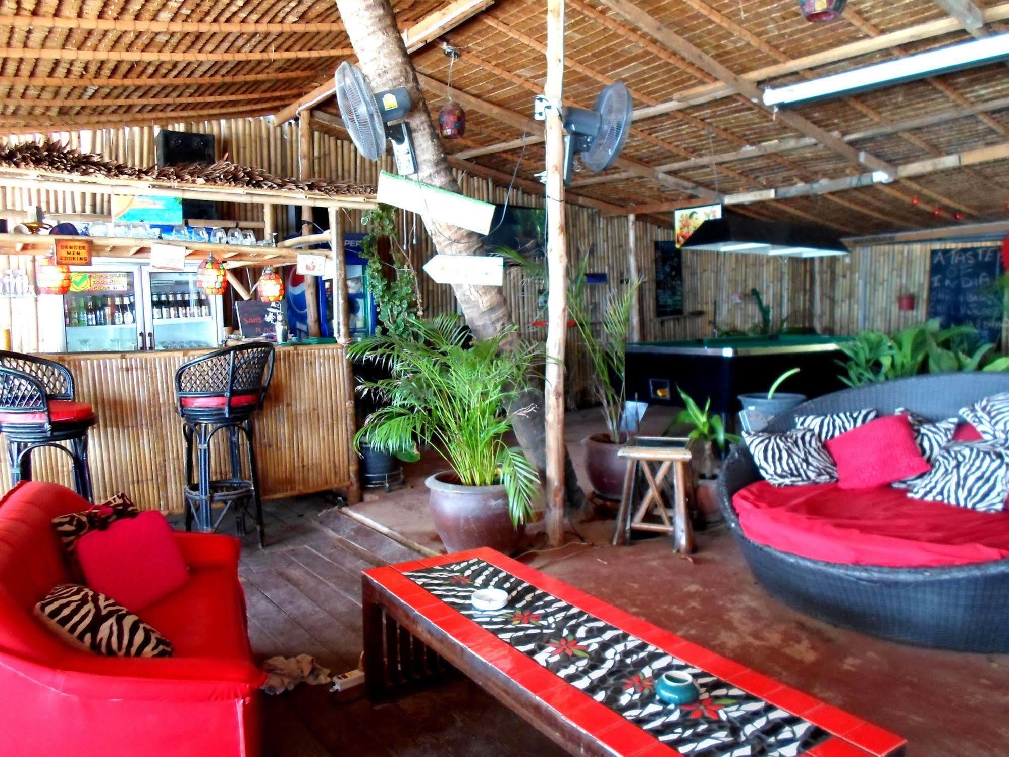 Tropical Footprints 2* Ko Samui