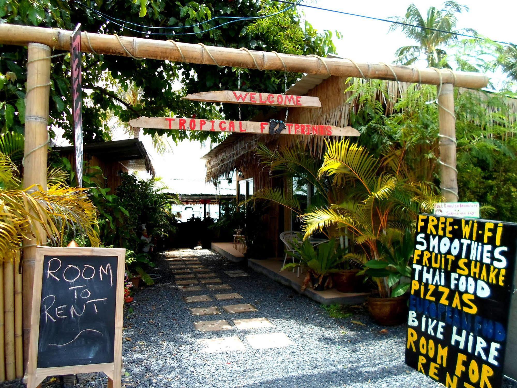 Hotell Tropical Footprints